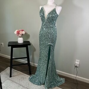 Sophia Thomas Formal Full Sequin Dress Size 0 Adjustable Prom Homecoming Mint Gr